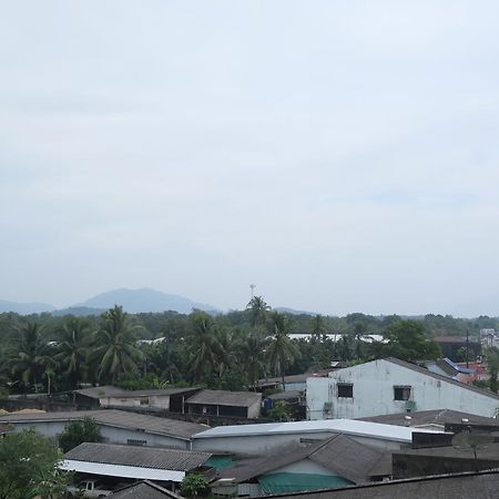 Good Morning Hotel Takuapa Екстер'єр фото